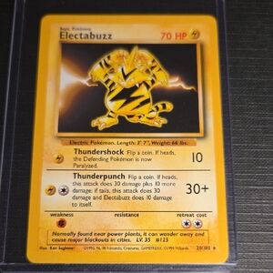 Pokemon Base Set 1999 Electabuzz Rare Trading Card (20/102)